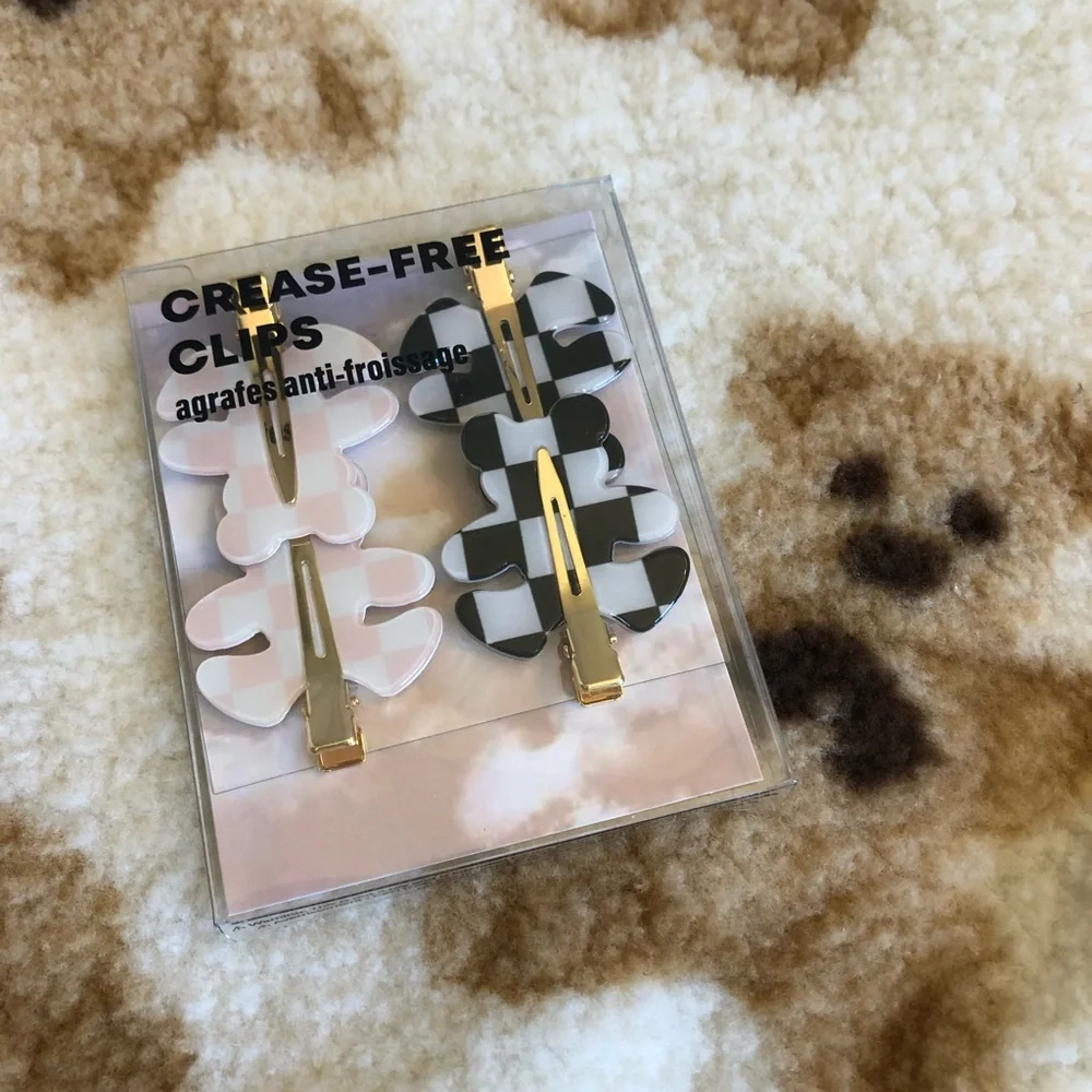 *NIB* Crease-Free Hair Clips with Checkered Teddy Bears (Set of 4)
